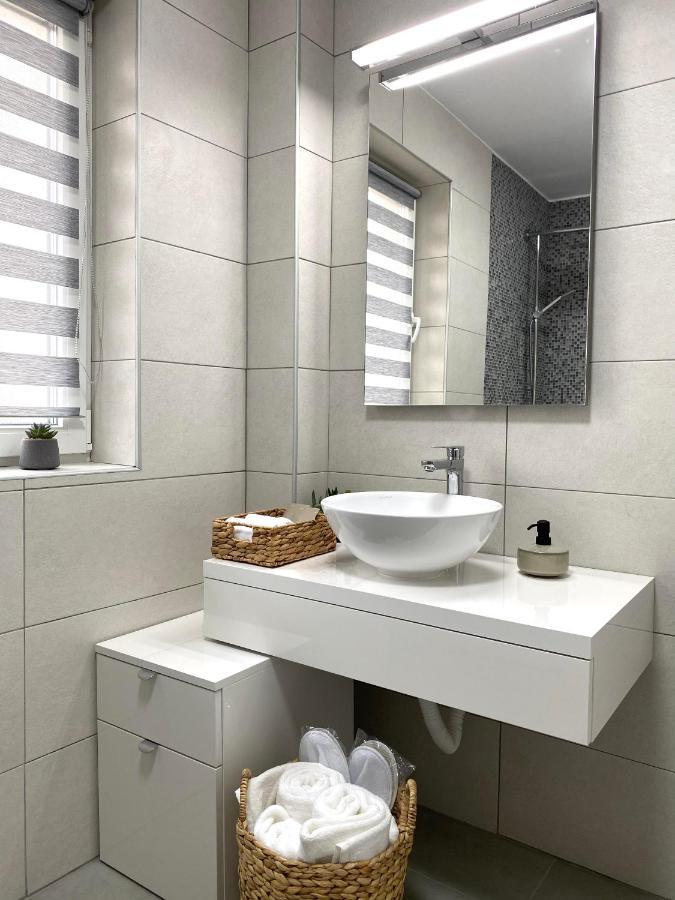 Cosy Apartments & Bistro Pufesti 외부 사진