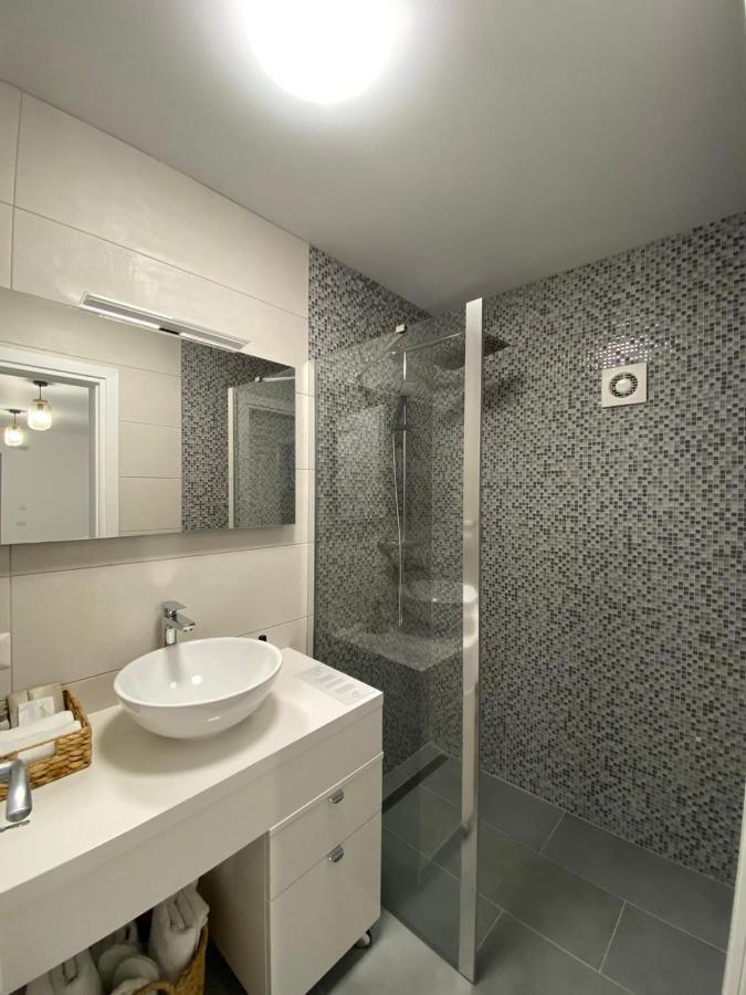 Cosy Apartments & Bistro Pufesti 외부 사진
