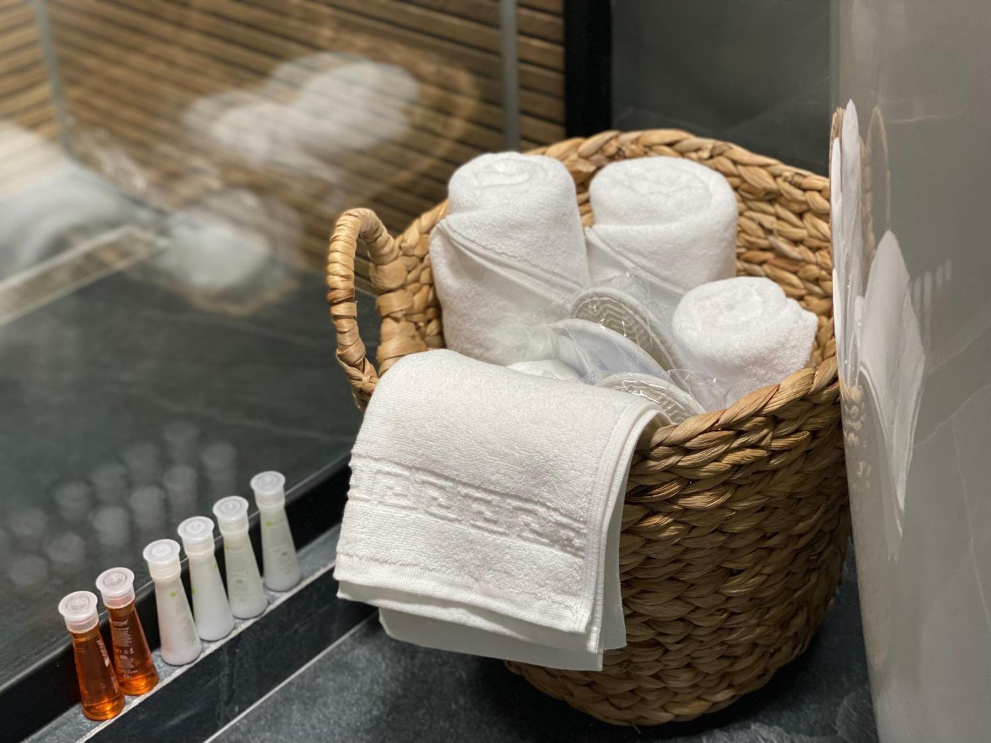 Cosy Apartments & Bistro Pufesti 외부 사진